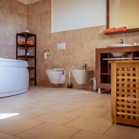 Villa Villa Arton Heated Swimming-Pool *