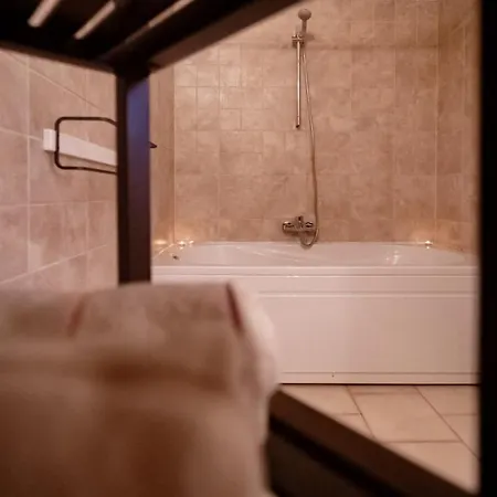 Villa Arton Heated Swimming-pool *