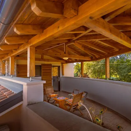Villa Arton Heated Swimming-Pool