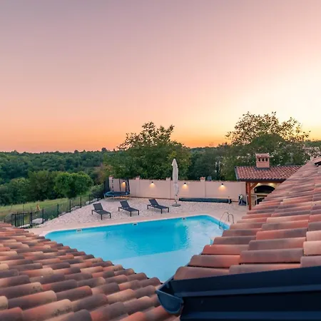 Arton Heated Swimming-pool Žminj