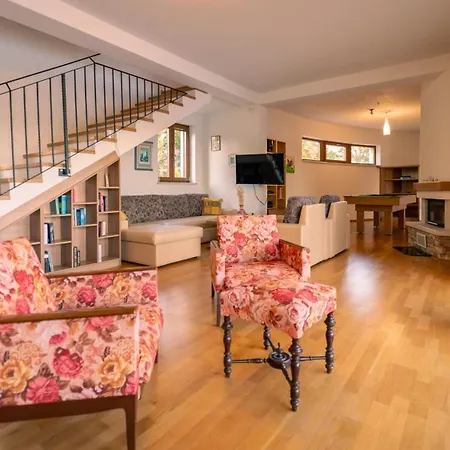 Arton Heated Swimming-pool