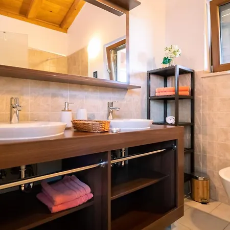 Arton Heated Swimming-pool Villa Žminj