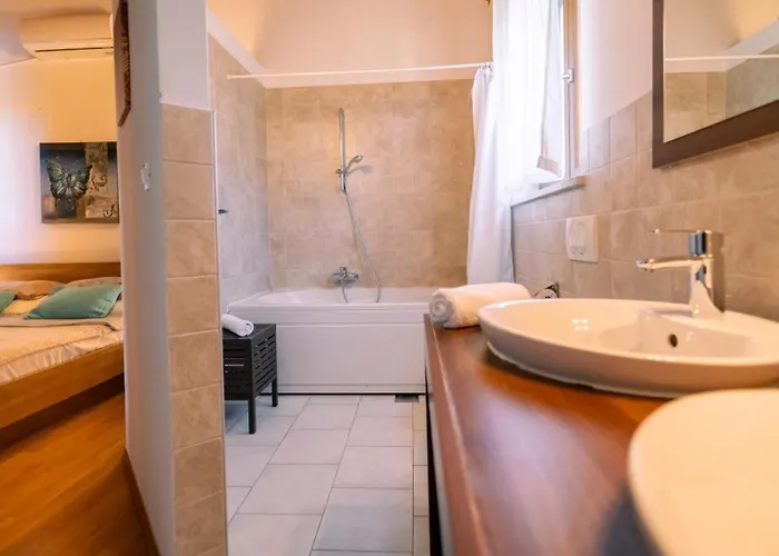 Arton Heated Swimming-pool