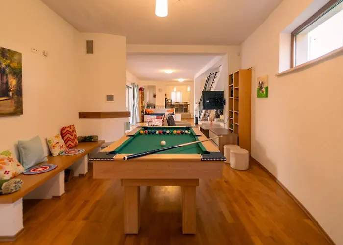 Вилла Arton Heated Swimming-pool *