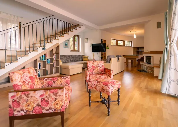 Arton Heated Swimming-pool