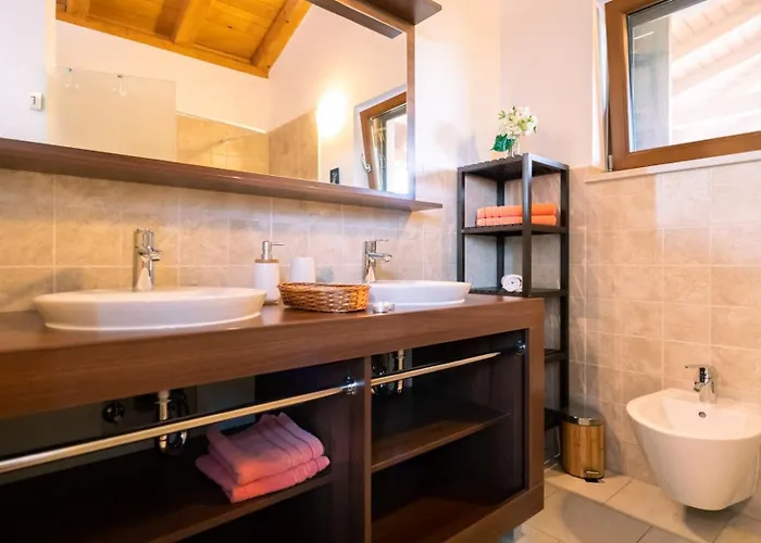 Arton Heated Swimming-pool Вилла Zminj