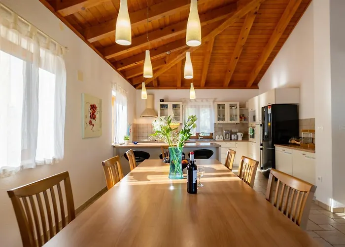 Вилла Arton Heated Swimming-pool *