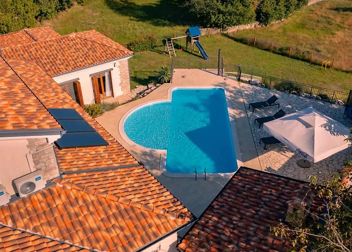 Вилла Arton Heated Swimming-pool *