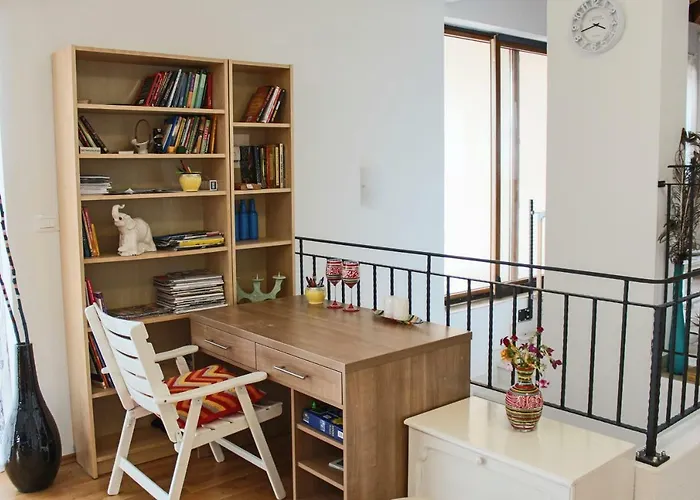 Arton Heated Swimming-pool * Zminj